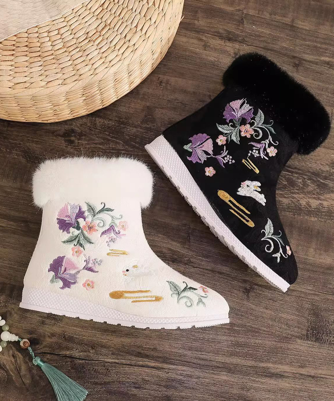 Graceful Orthopedic Boots for Modern Look