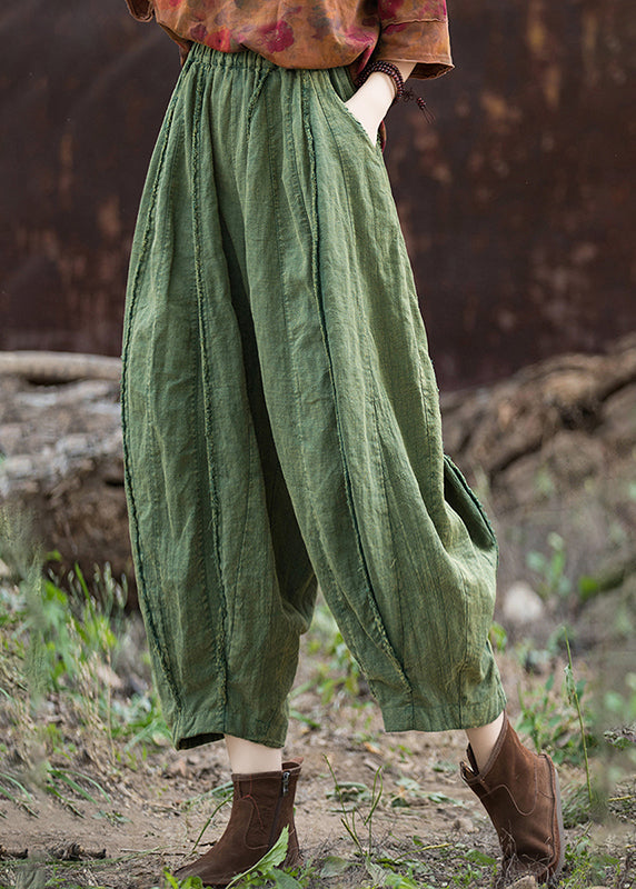 Well Tailored Pants with a Graceful Silhouette