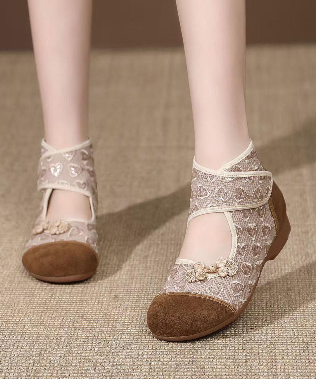Graceful Orthopedic Shoes for Modern Look