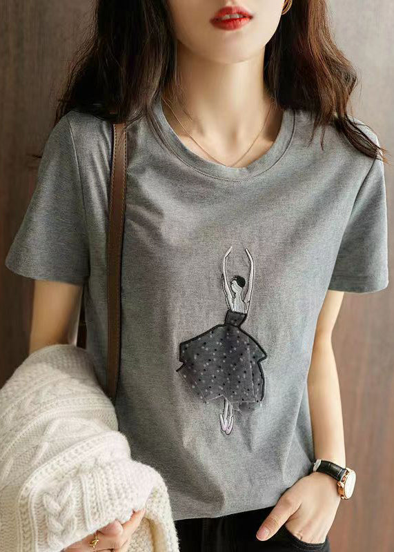 A Vintage Style Top with Delicate Timeless Details