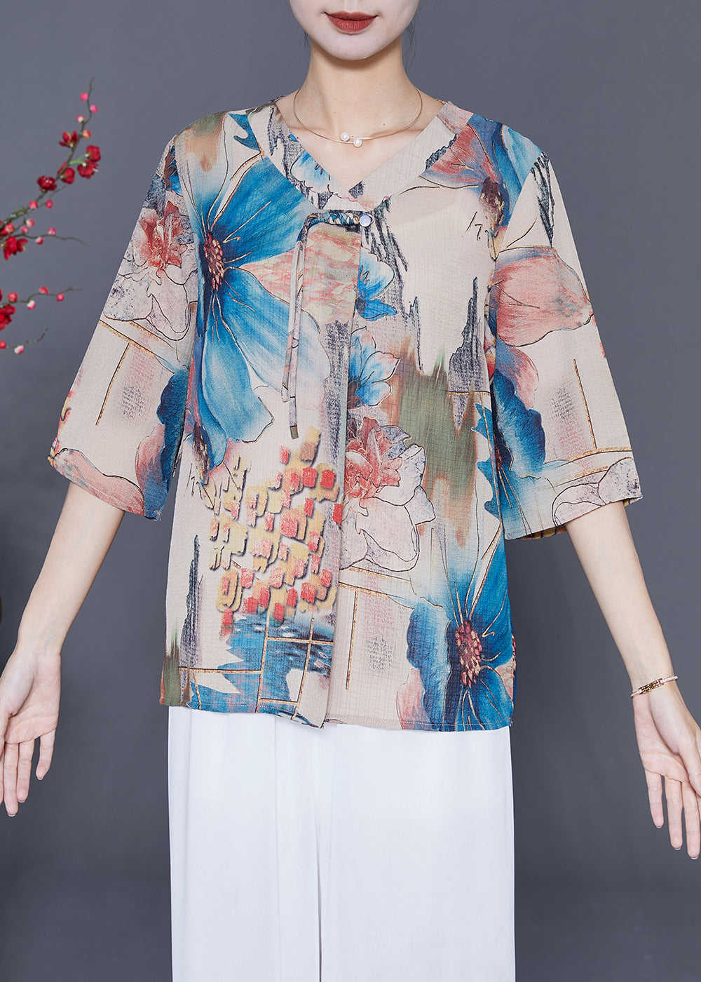Classic Vintage & Enduringly Stylish Blouse