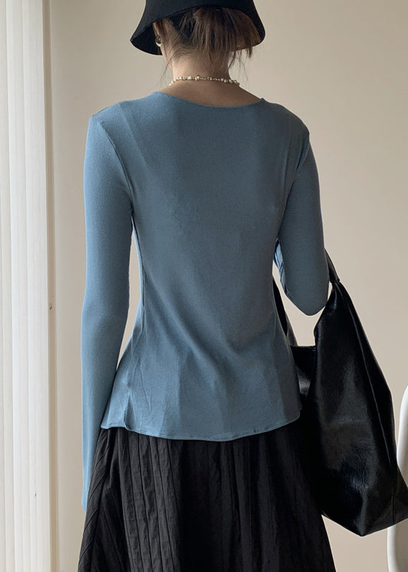 Classic Vintage Top with a Flattering Fit
