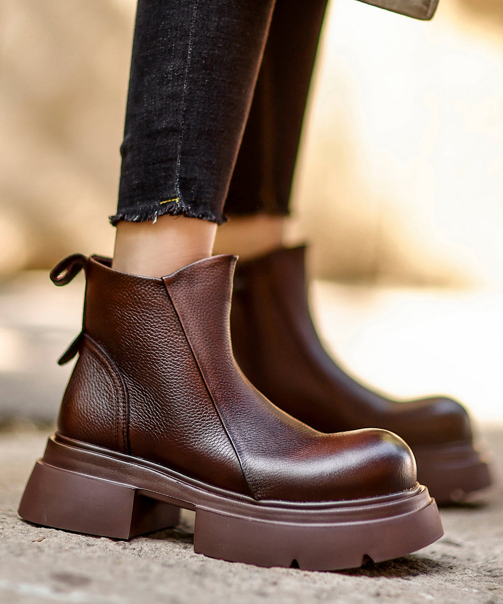 Graceful Orthopedic Boots for Modern Look