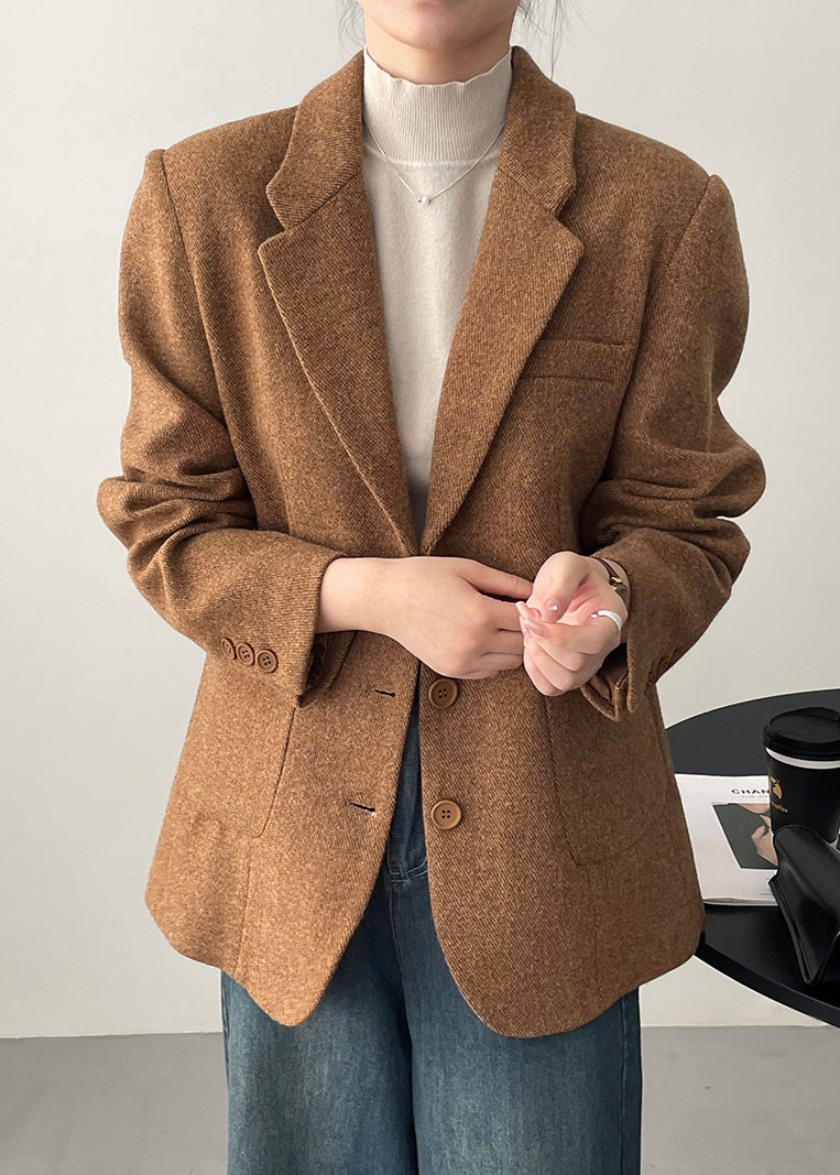 Gracefully Styled Coat for Any Occasion