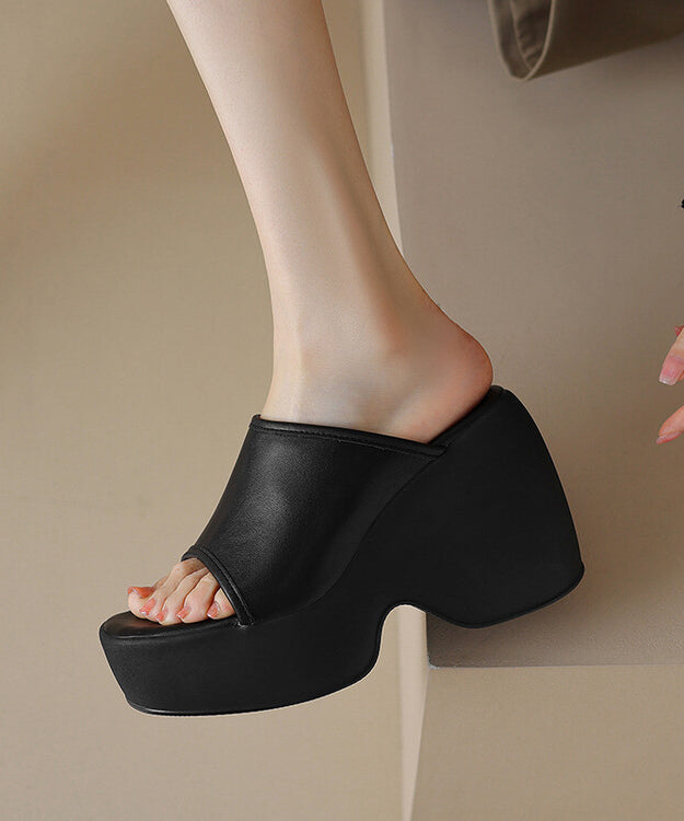 Graceful Orthopedic Sandals for Modern Look