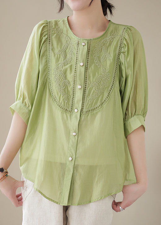 Beautifully Finished Shirt in a Timeless Design