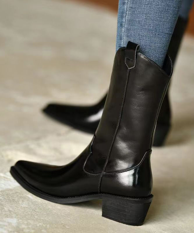 Graceful Orthopedic Boots for Modern Look