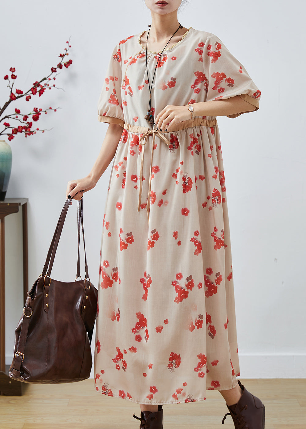 Sophisticated Dress with a Clean Classic Look