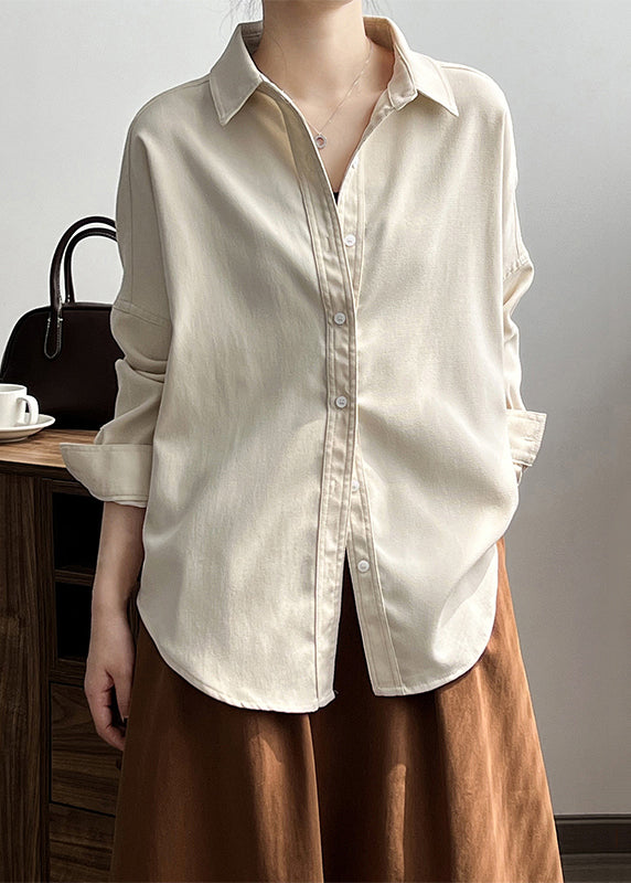 Classic Vintage Shirt with a Flattering Fit