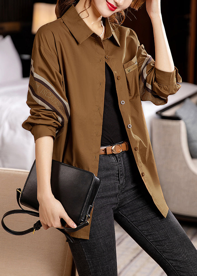 Classic Vintage Shirt with a Flattering Fit