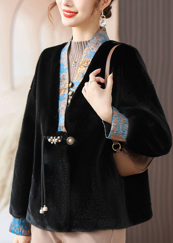 Sophisticated Coat with a Clean Classic Look