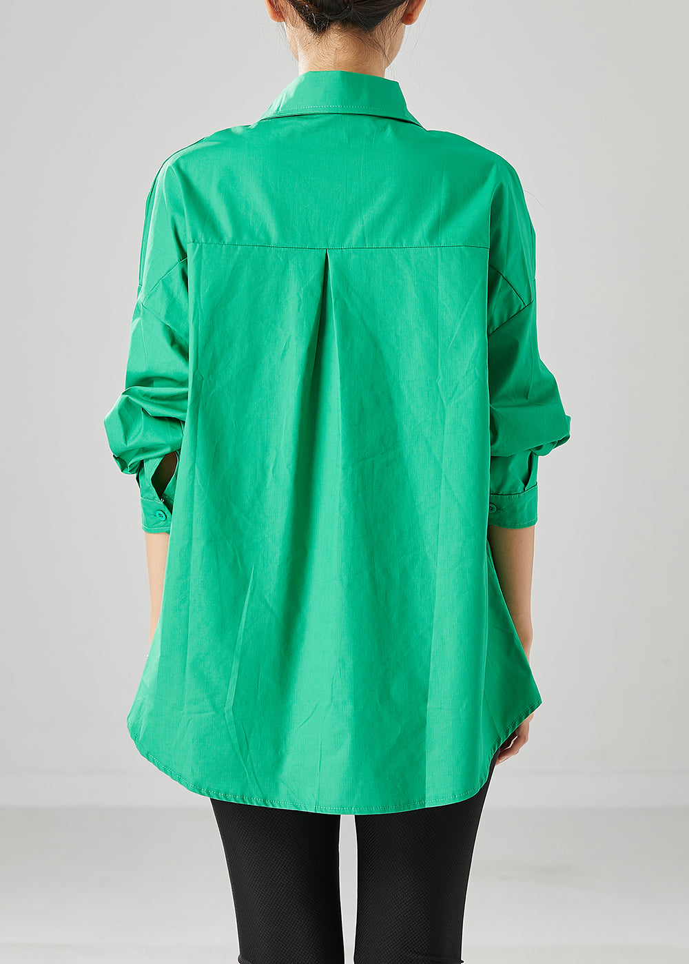 Well Tailored Shirt with a Graceful Silhouette