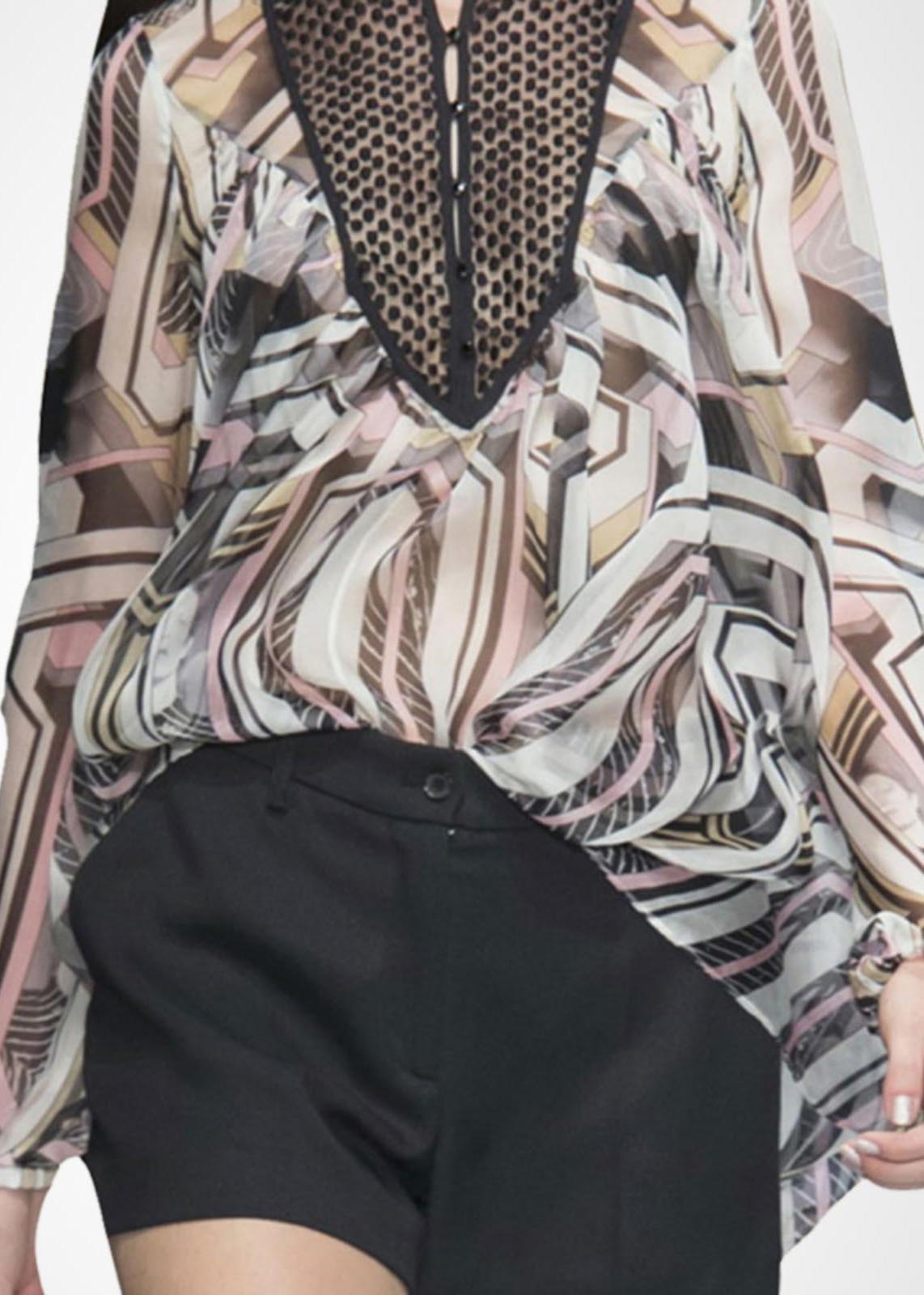Elegantly Styled Shirt for Everyday Wear
