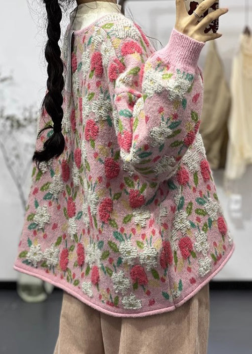 Classic Vintage Cardigan with a Flattering Fit