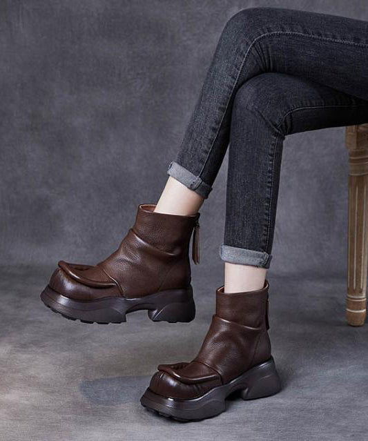 Graceful Orthopedic Boots for Modern Look