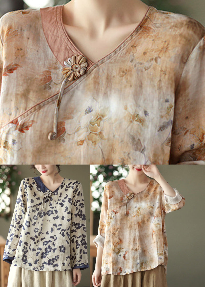 Sophisticated Blouse with a Clean Classic Look