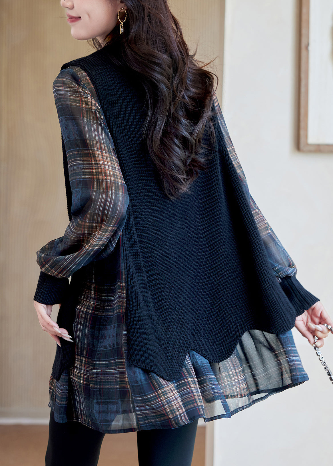 Beautifully Finished Blouse in a Timeless Design