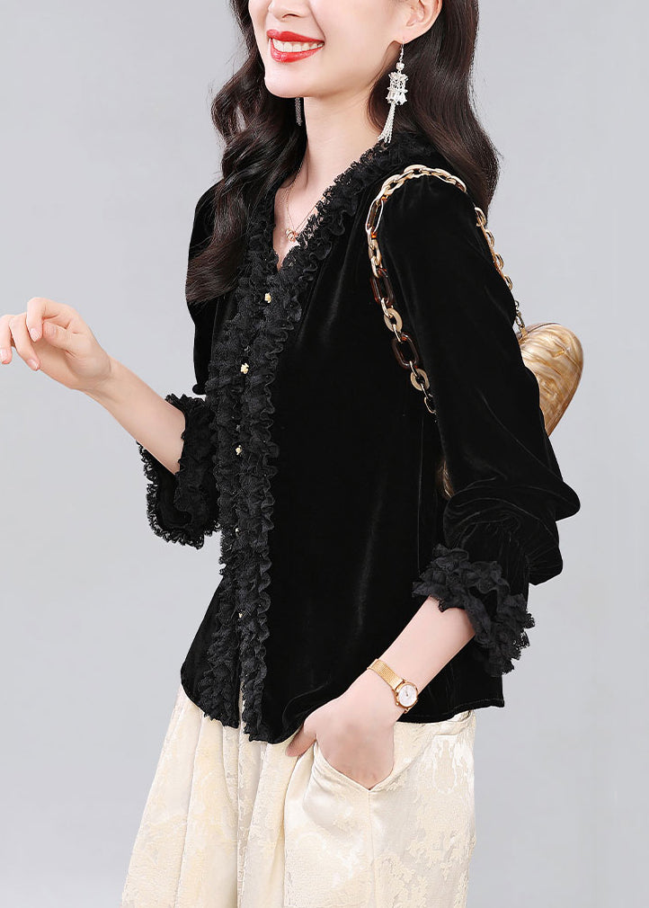 A Vintage Style Shirt with Delicate Timeless Details