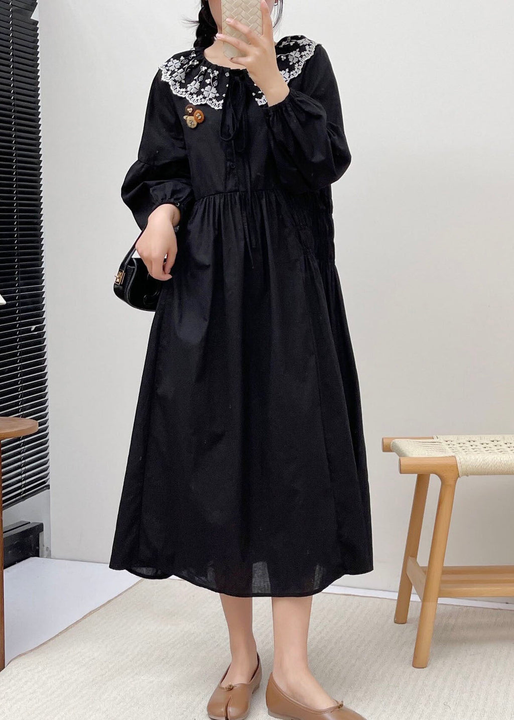 Sophisticated Dress with a Clean Classic Look