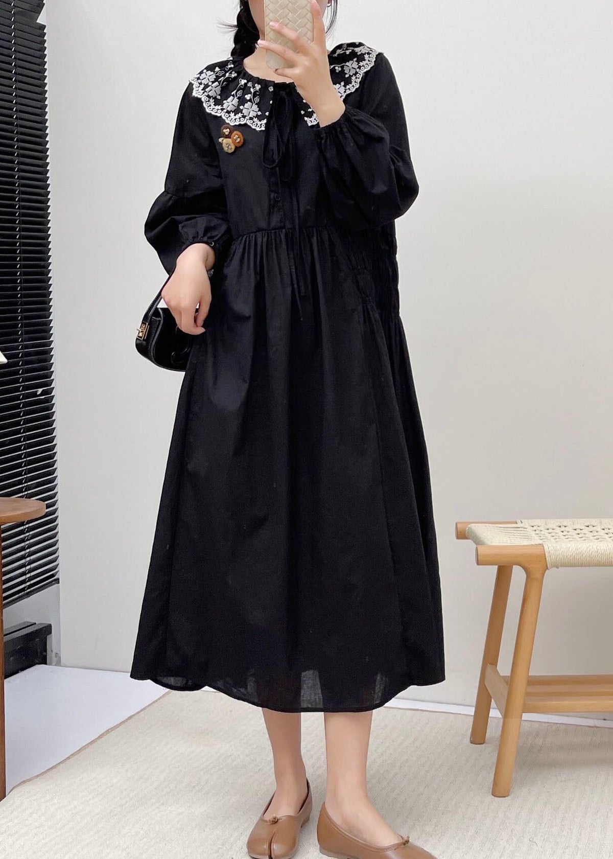 Sophisticated Dress with a Clean Classic Look
