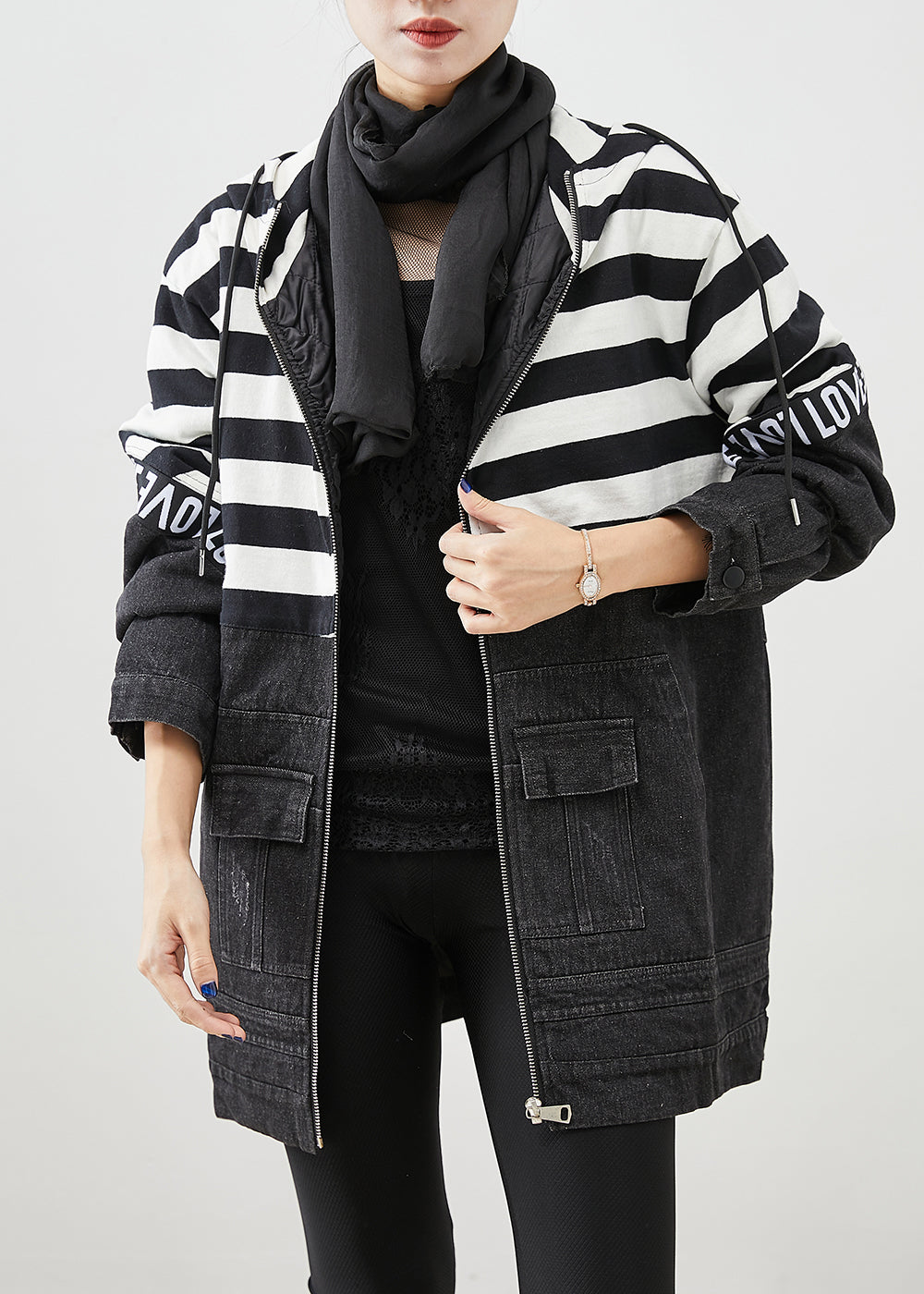 Well Tailored Jacket with a Graceful Silhouette