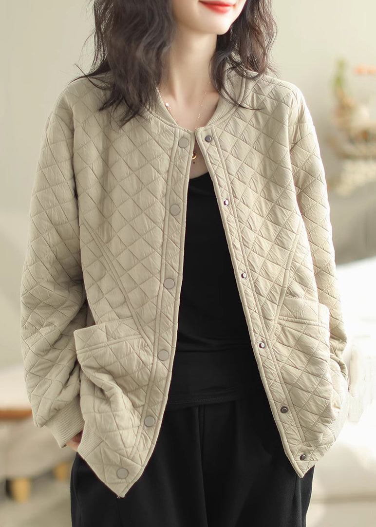 Elegantly Styled Jacket for Everyday Wear
