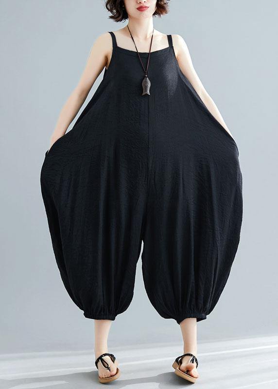Effortlessly Elegant Pants with a Timeless Design