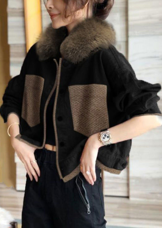 Sophisticated Coat with a Clean Classic Look