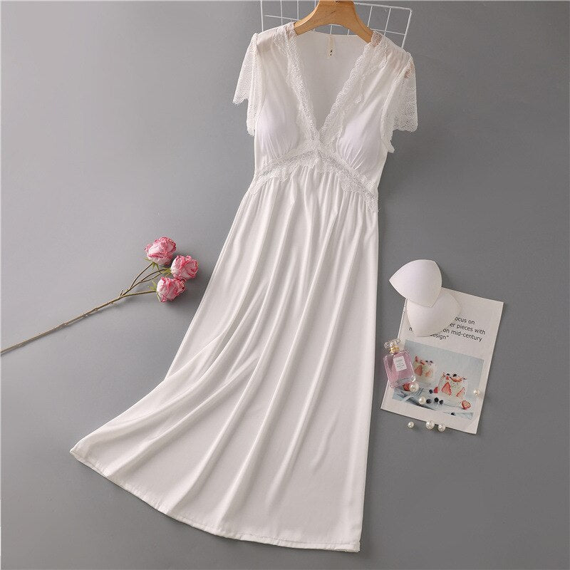 Casually Elegant Dress with a Refined Edge