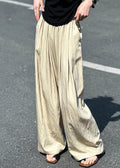 Well Tailored Pants with a Graceful Silhouette