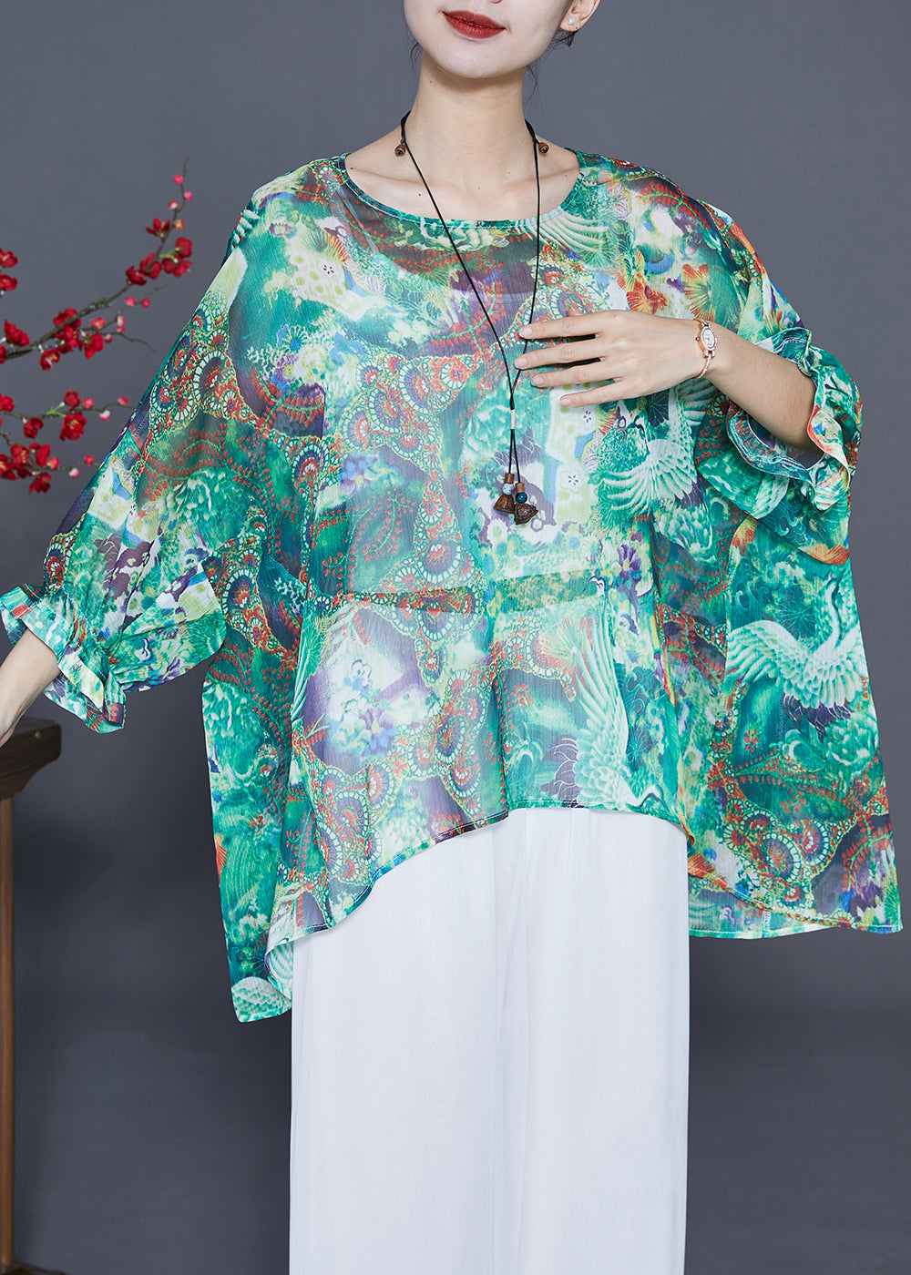 Beautifully Finished Top in a Timeless Design