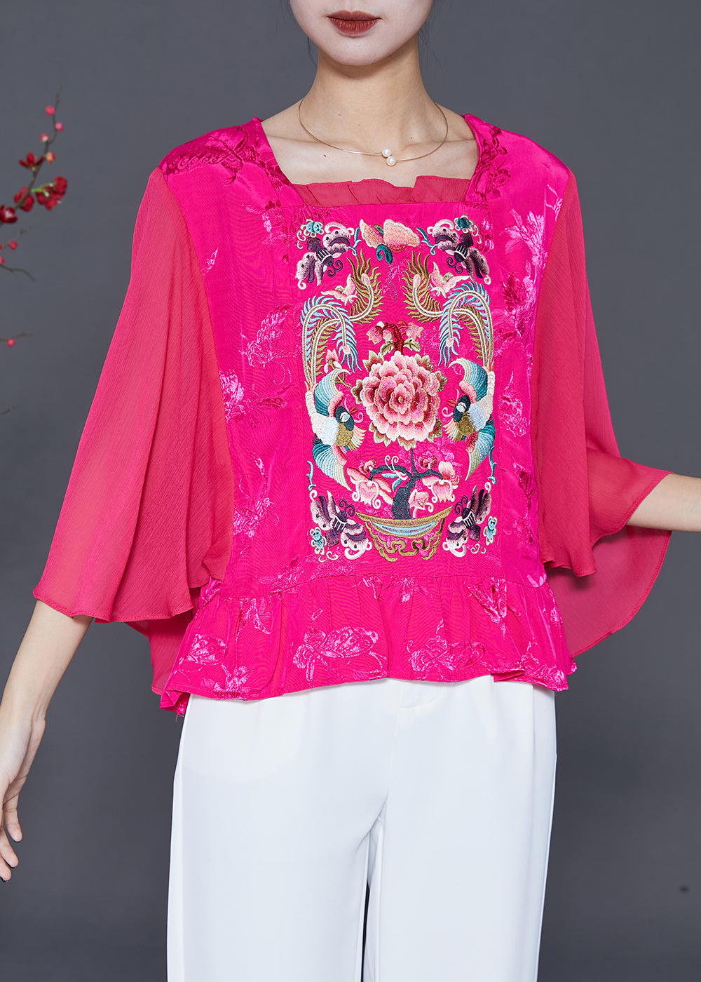 Classic Vintage Blouse with a Flattering Fit