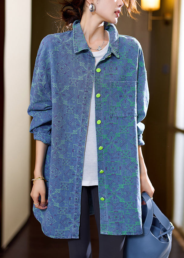 Gracefully Styled Coat for Any Occasion