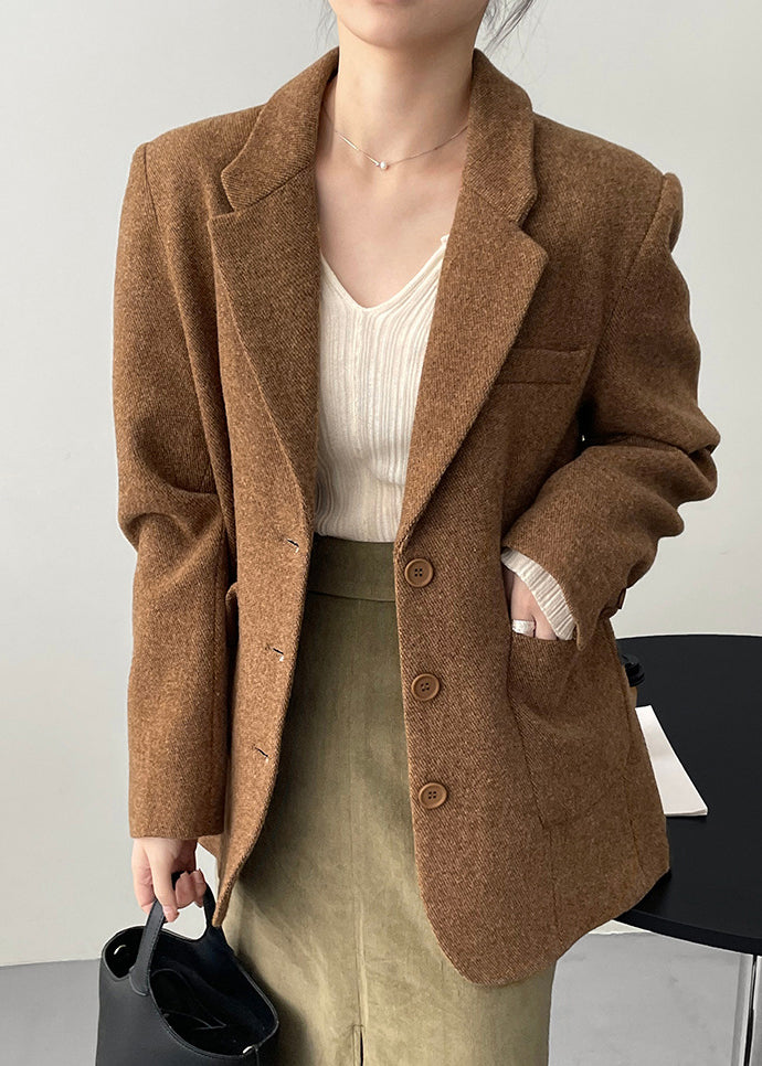 Gracefully Styled Coat for Any Occasion