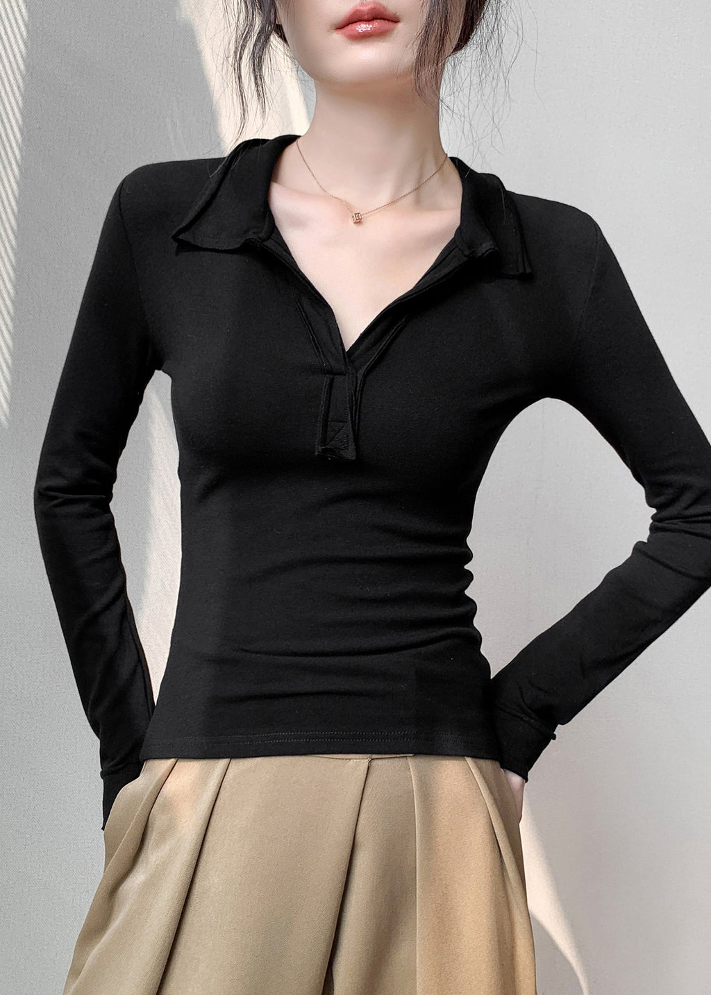 Well Tailored Shirt with a Graceful Silhouette
