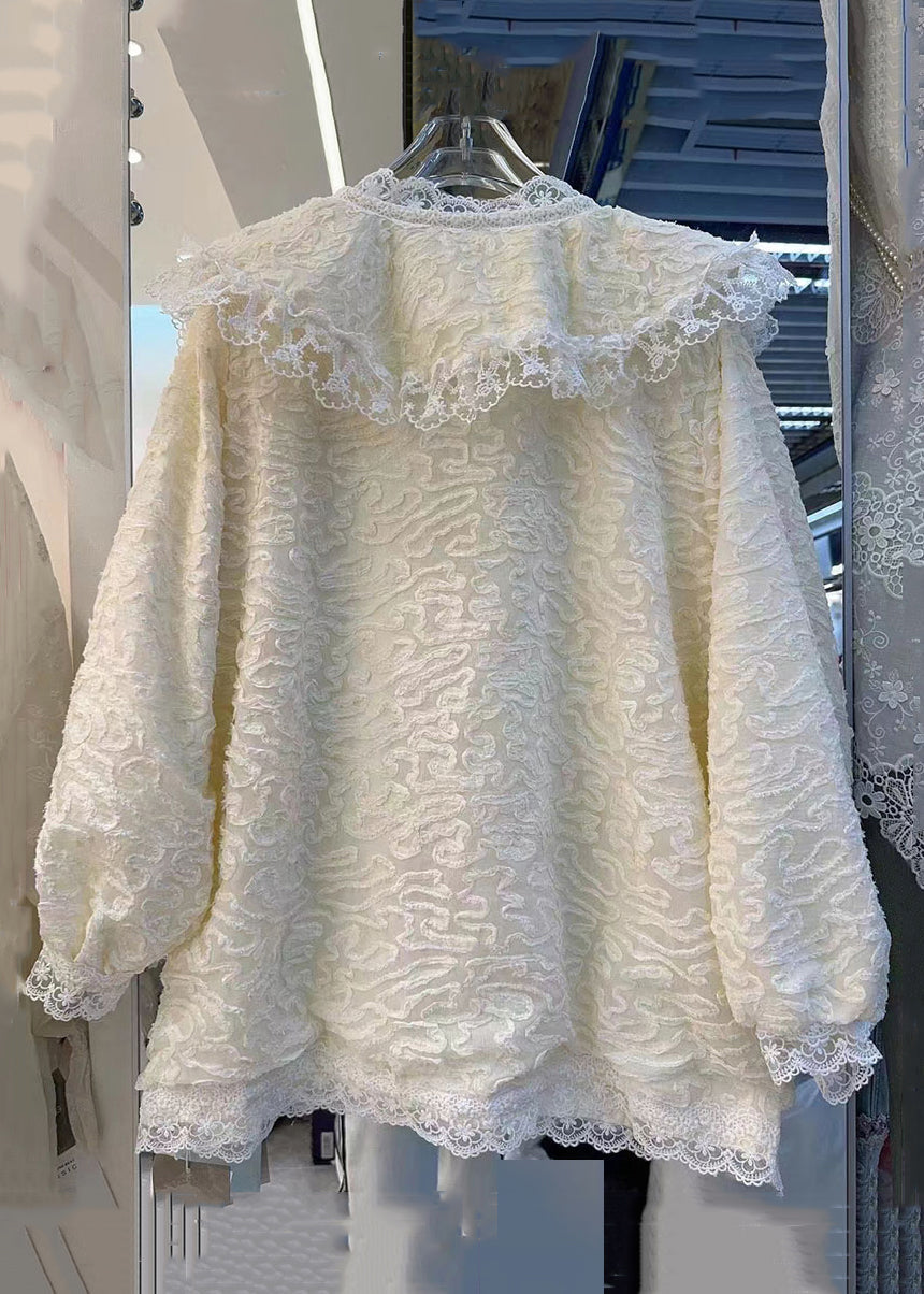 A Vintage Style Coat with Delicate Timeless Details