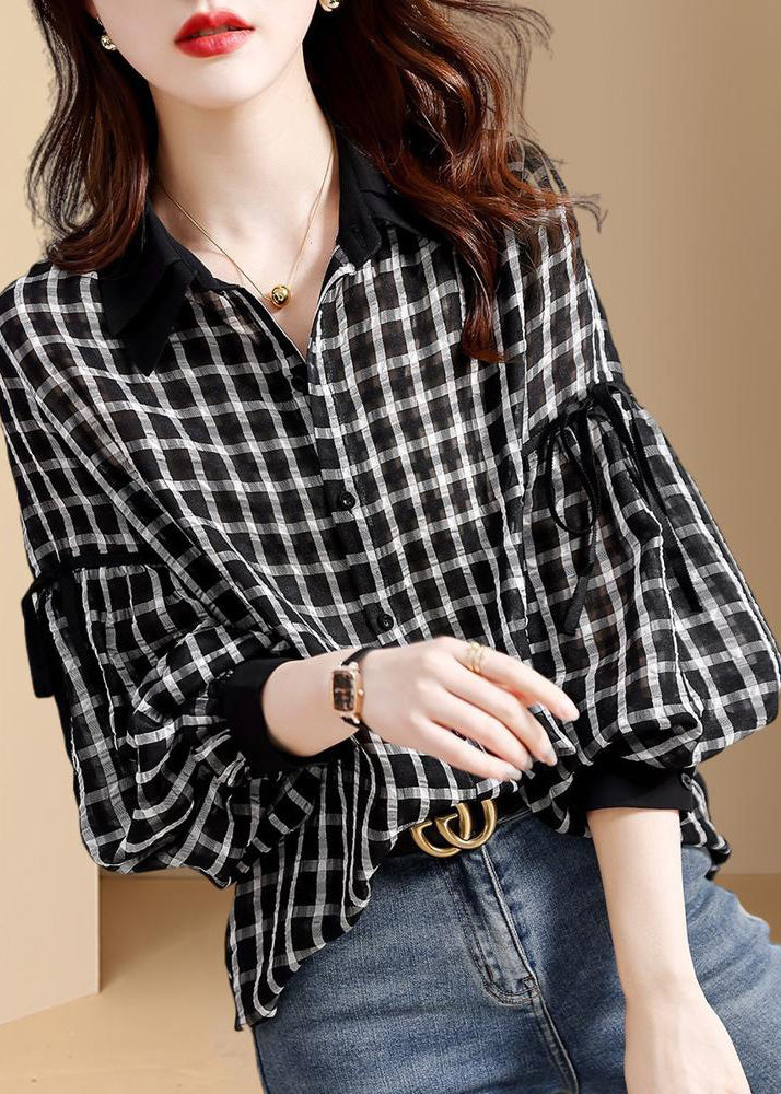 Classic Vintage Shirt with a Flattering Fit