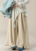 Beautifully Finished Pants in a Timeless Design