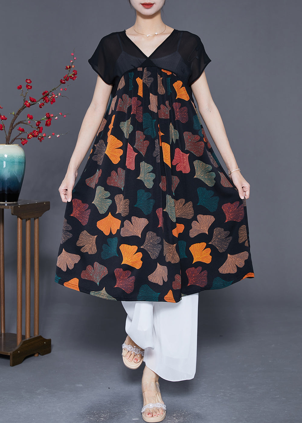 Classic Vintage & Enduringly Stylish Dress