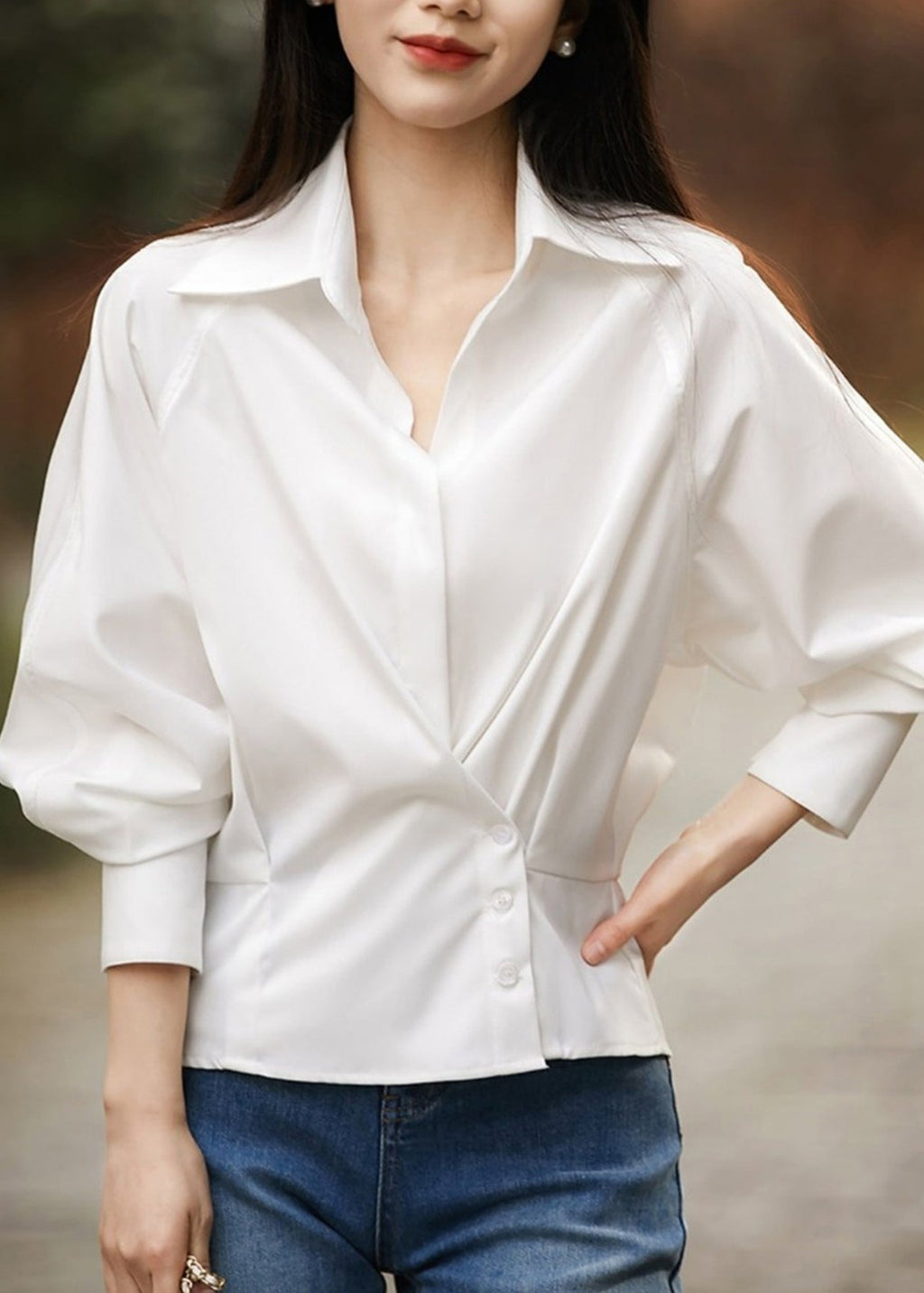Effortlessly Elegant Shirt with a Timeless Design