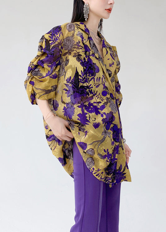 Effortlessly Elegant Coat with a Timeless Design