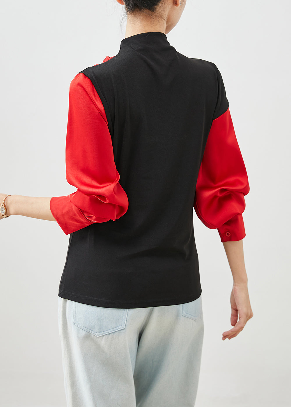 Effortlessly Elegant Shirt with a Timeless Design