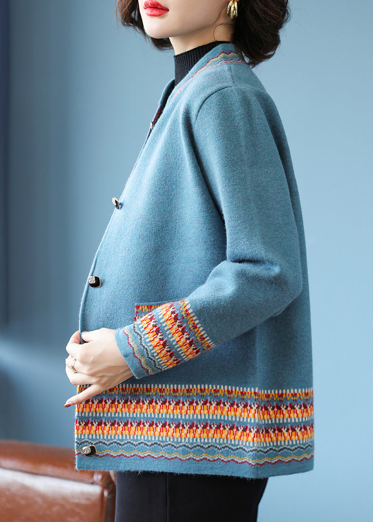 Beautifully Crafted Cardigan in a Classic Style