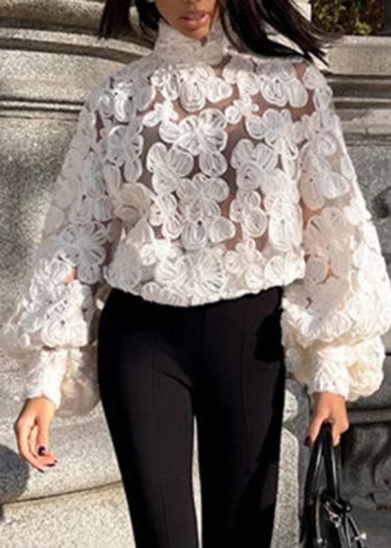 Beautifully Finished Top in a Timeless Design