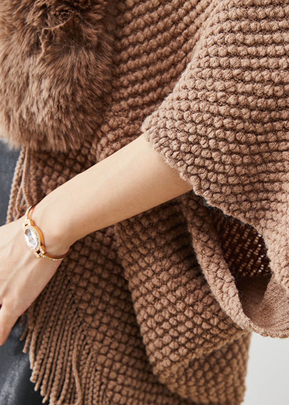 Gracefully Styled Cardigan for Any Occasion