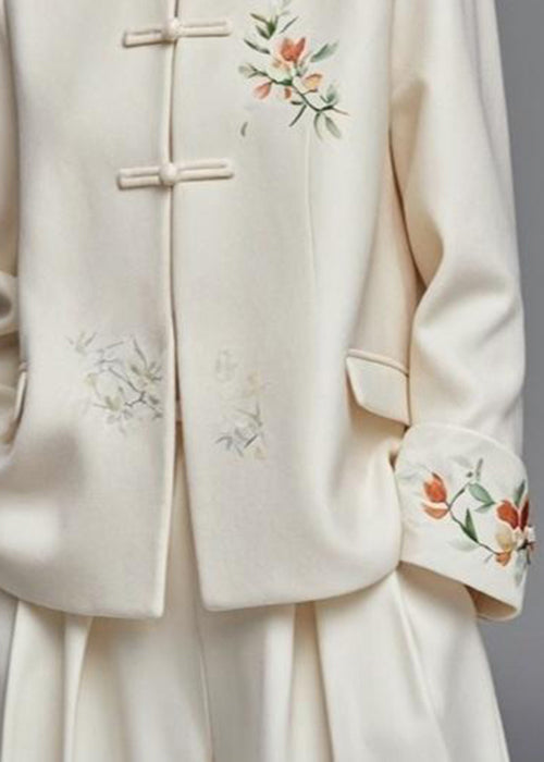 Sophisticated Coat with a Clean Classic Look