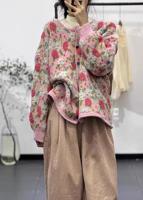 Classic Vintage Cardigan with a Flattering Fit