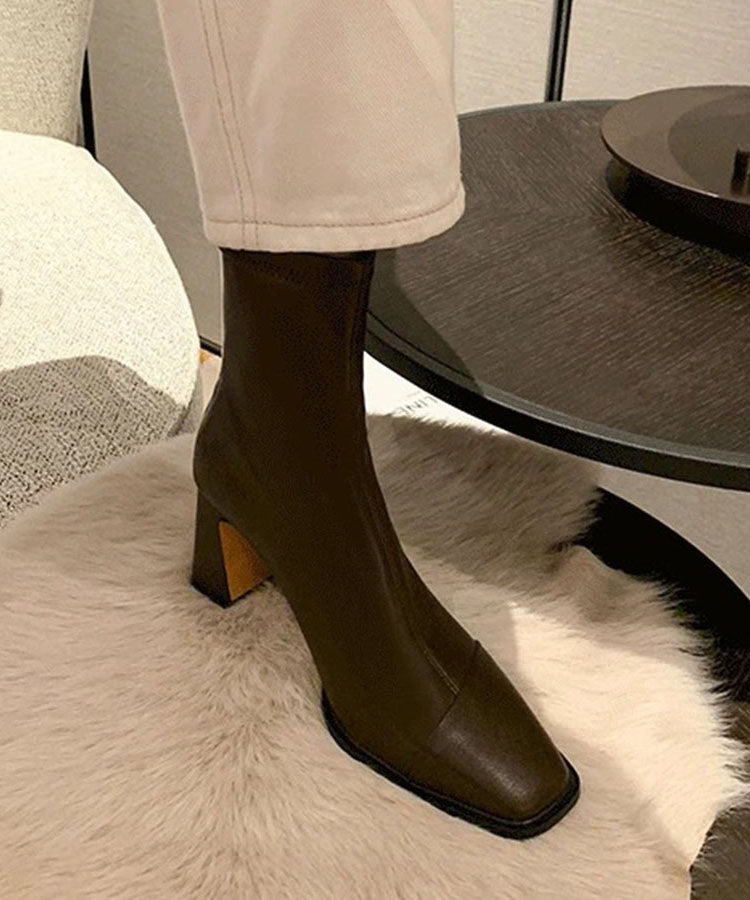Graceful Orthopedic Boots for Modern Look