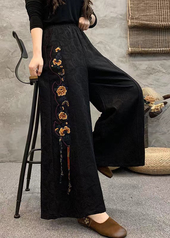Classic Vintage Pants with a Flattering Fit