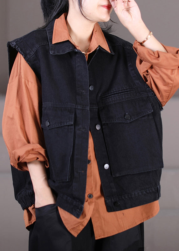 Effortlessly Elegant Coat with a Timeless Design